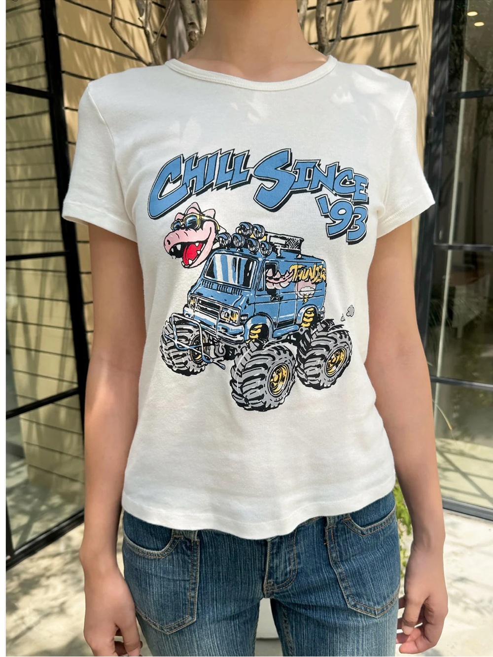 Brandy Melville Hailie Chill Since '93 Top - Picture 2 of 8